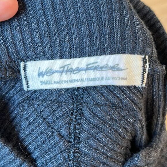 We The Free by Free People Casey Mock Neck Ribbed Tunic in Black size Small - Picture 7 of 14